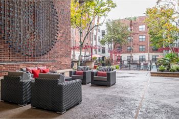 Outdoor lounge